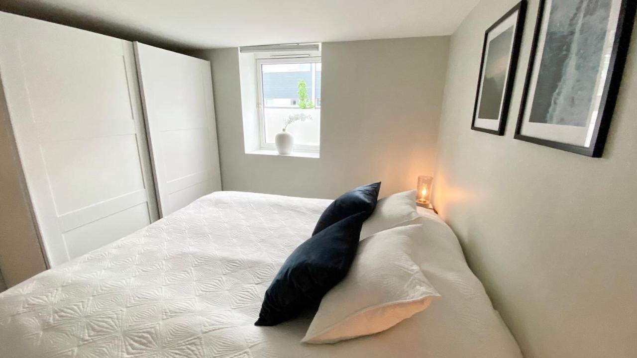 Two Bedroom Near The Centre.