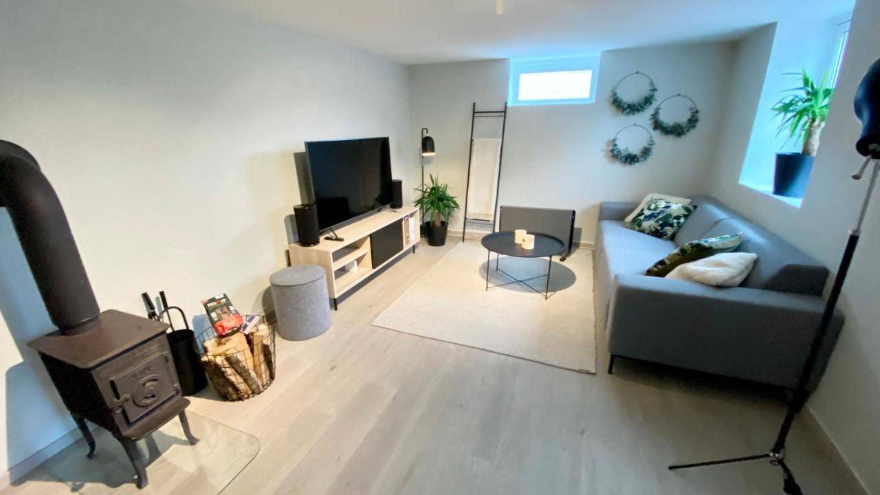 Two Bedroom Near The Centre.